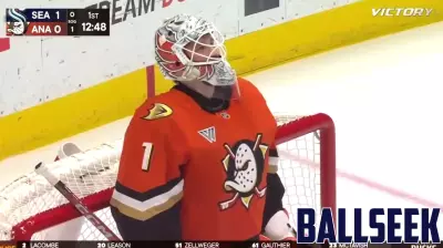 Shane Wright Scores Against Anaheim Ducks